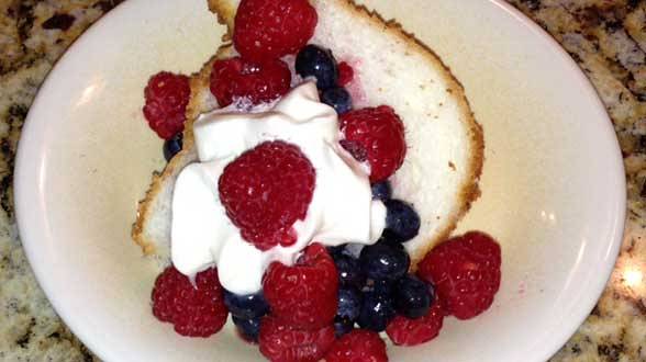 Angel Food Cake with Berries and Whipped Cream