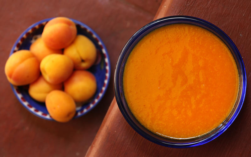 Apricot purée