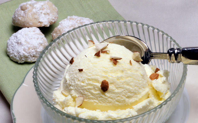 Bitter Almond Ice Cream