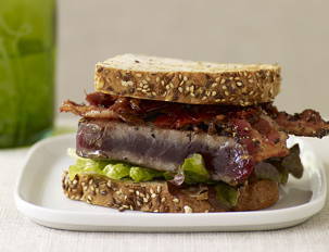BLTT (Bacon, Lettuce, Tomato Jam and Tuna Steak) Sandwiches