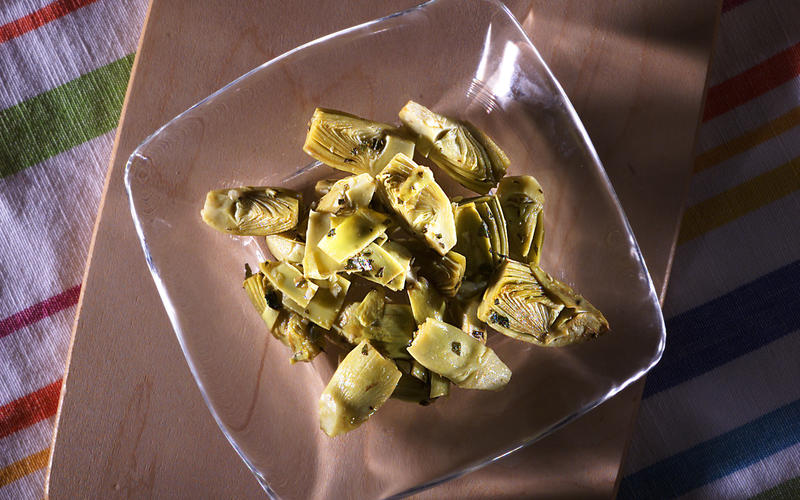 Braised Artichokes With Garlic and Mint