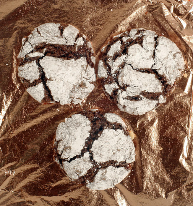 Chocolate peanut butter crinkles