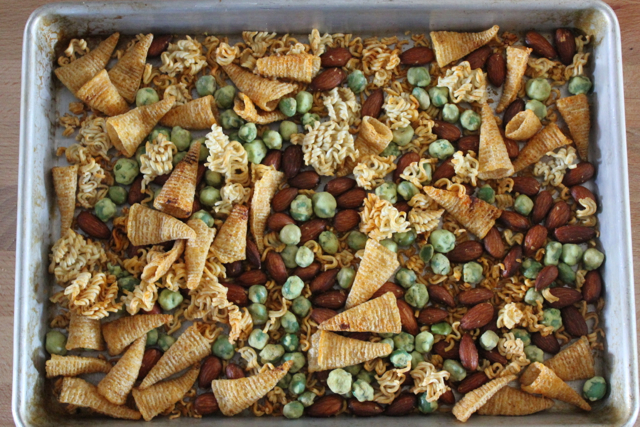 Cocktail Party Snack Mix