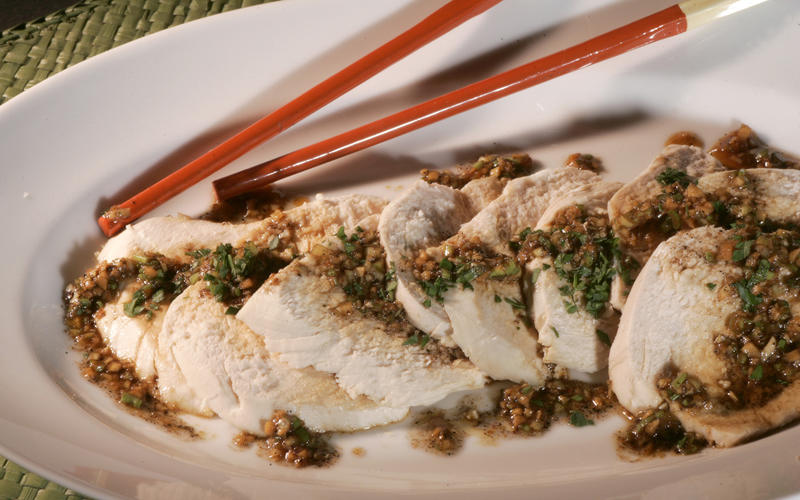 Cold chicken slices with sesame and Sichuan pepper