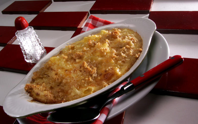 Diner-style macaroni and cheese