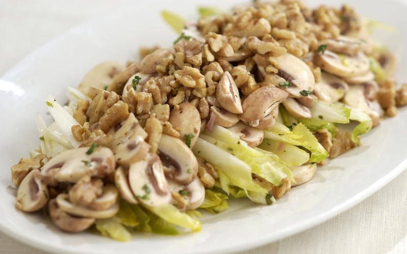Endive and mushroom salad with walnut vinaigrette