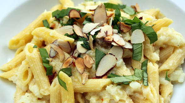 For Saffron Lovers: Cauliflower with Penne