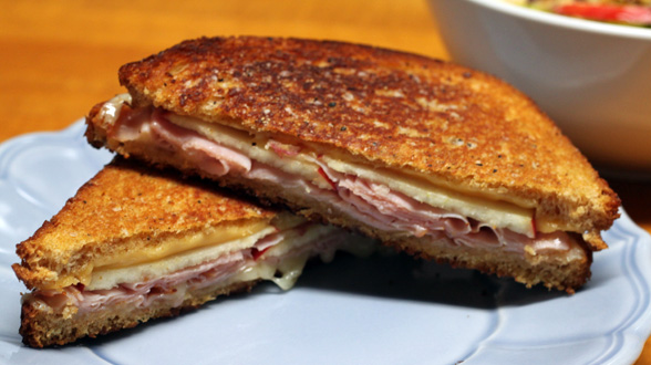 Grilled Cheese Bar: The Spaniard