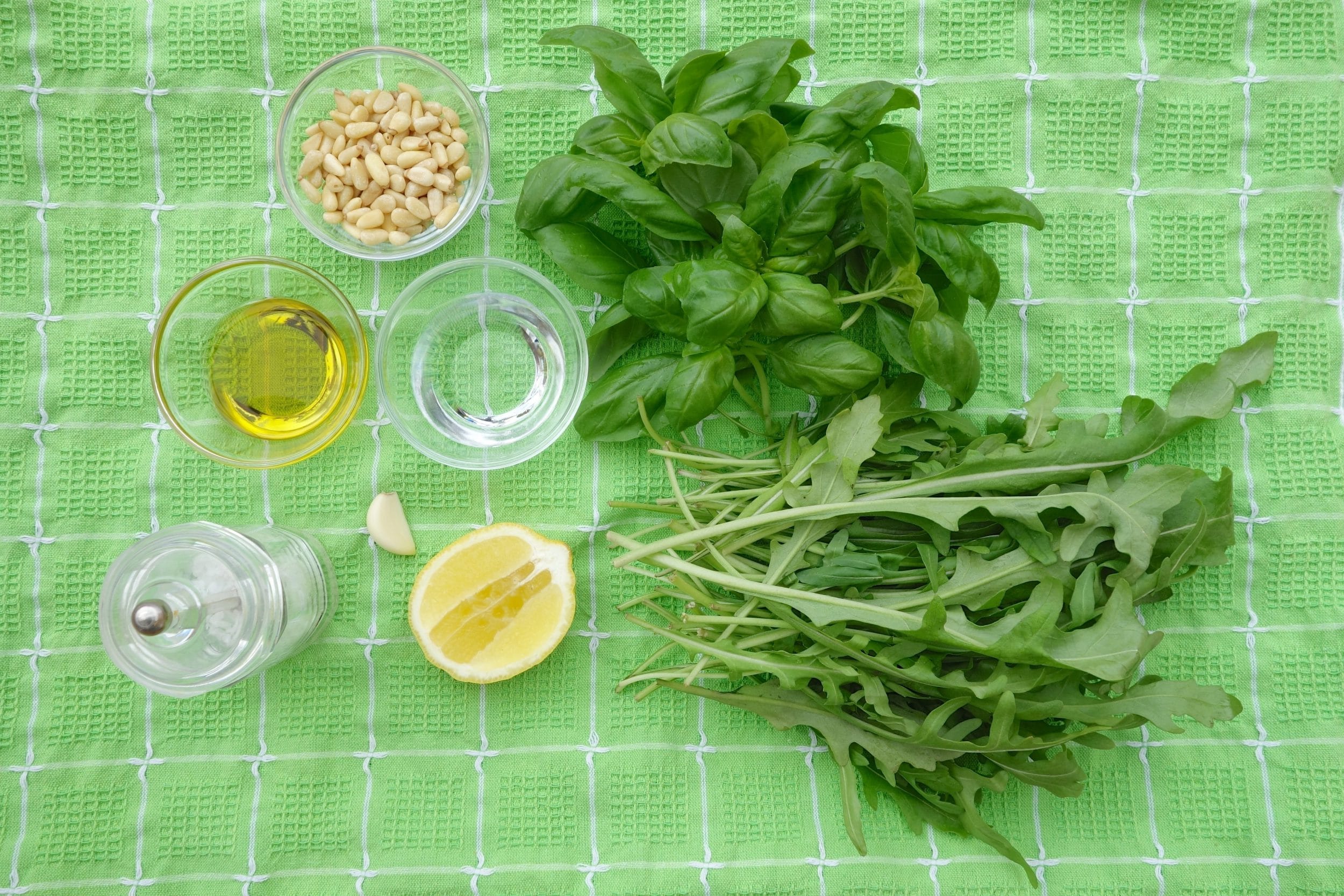 Grilled Chicken with Arugula Pesto
