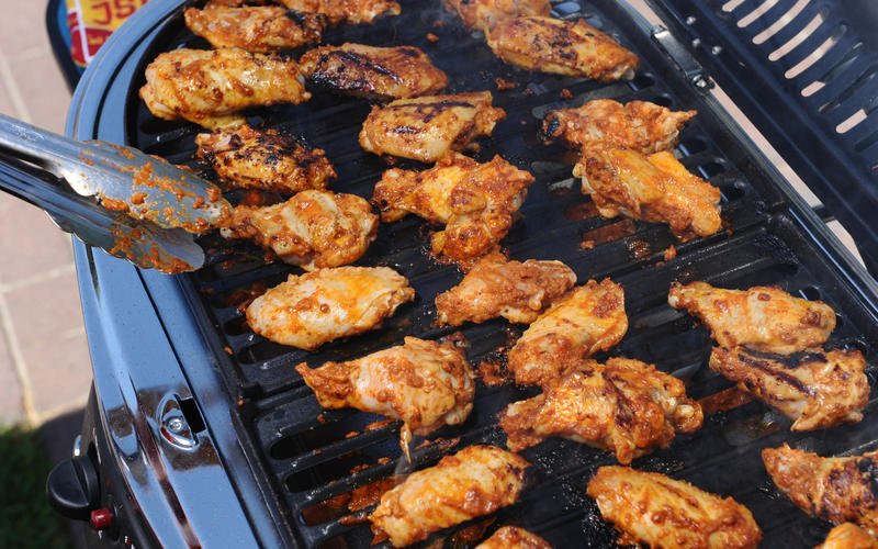Grilled chipotle wings