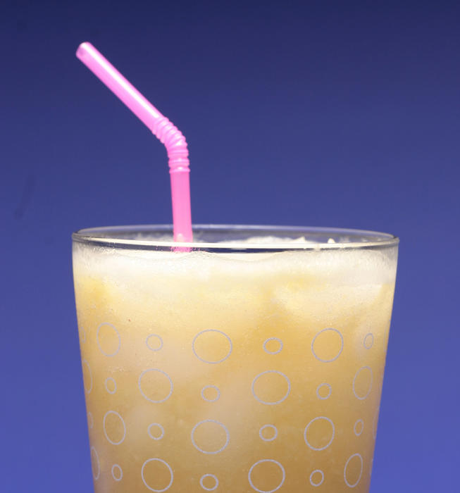 Mas and Marcy's summer peach quencher