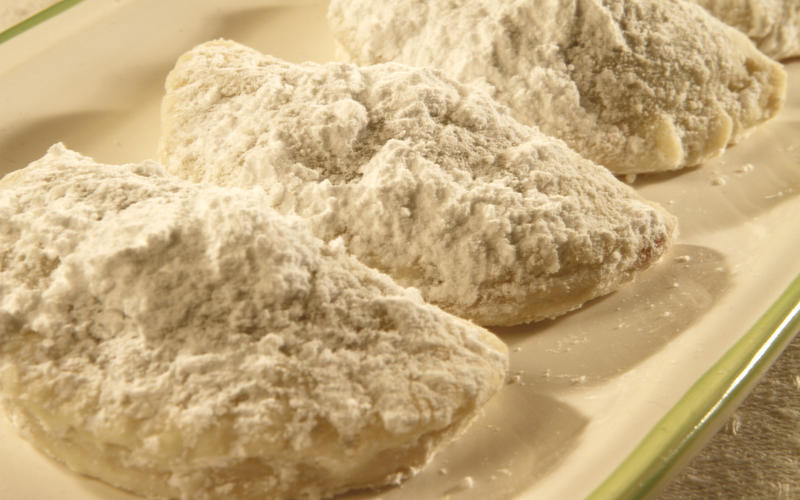 Nana's Russian tea cookies