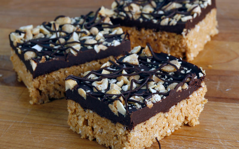 No-bake peanut butter bars