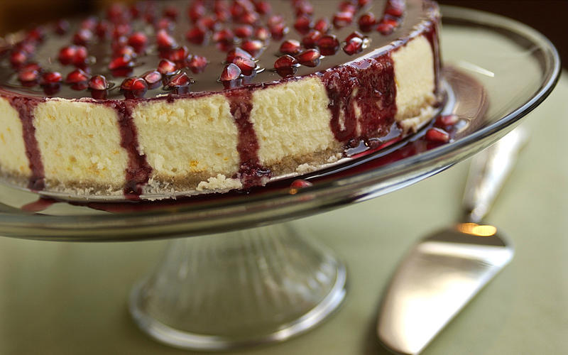 Pomegranate-glazed orange cheesecake