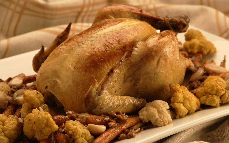 Roast whole chicken with cauliflower