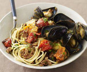 Sausage-and-Mussel Spaghetti