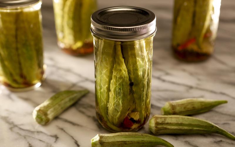 Spicy quick-pickled okra