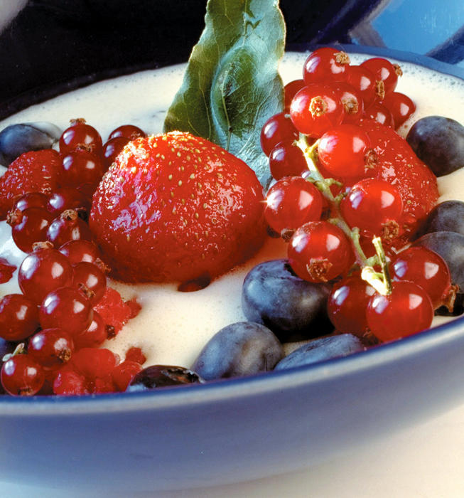 Summer berries with bay leaf custard