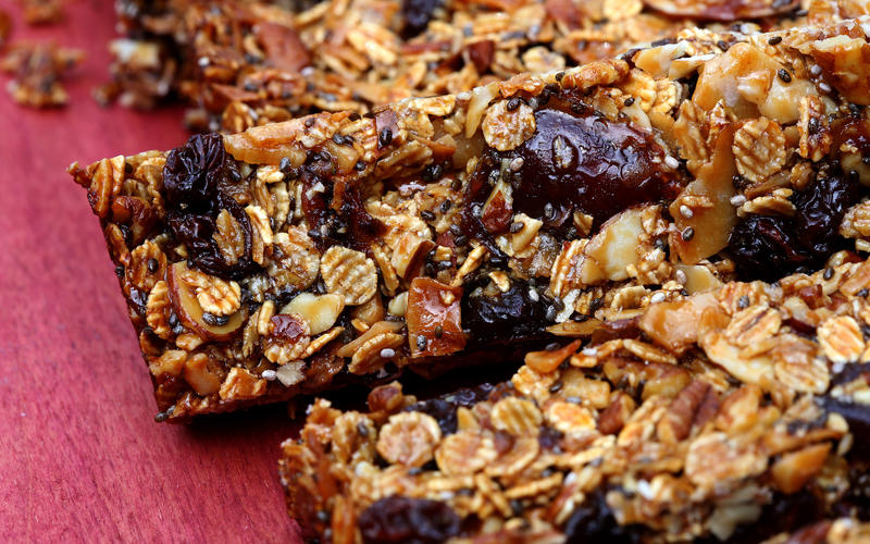 Toasted barley fruit and nut bars