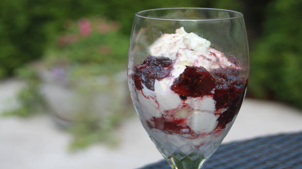 Vanilla Ice Cream with Balsamic Fig Sauce
