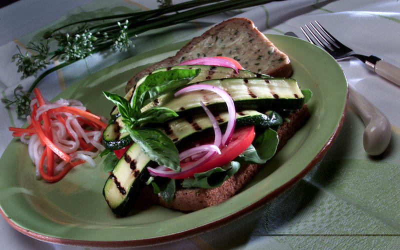 Vegetarian Zucchini Sandwich