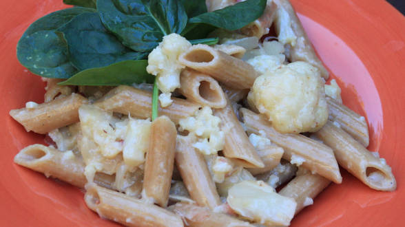 Whole Wheat Penne and Cauliflower