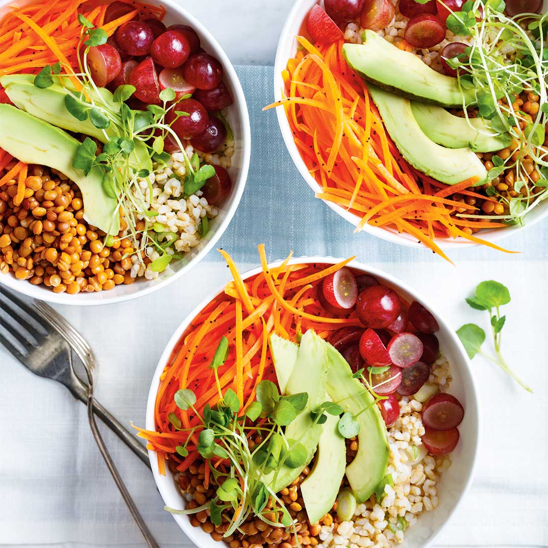 Brown Rice Bowl with Lentils, Carrots and Grapes