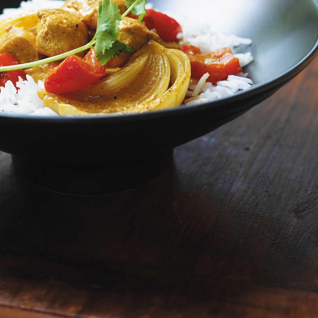 Chicken Curry with Red Peppers and Coconut Milk