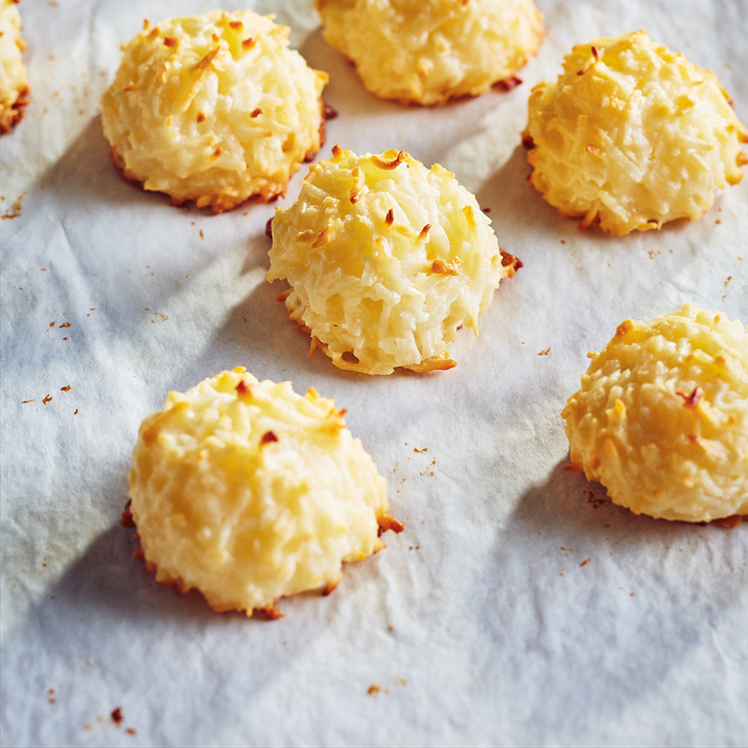 Egg- and Gluten-Free Coconut Macaroons