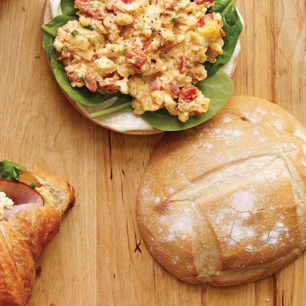 Egg and Roasted Bell Pepper Sandwiches