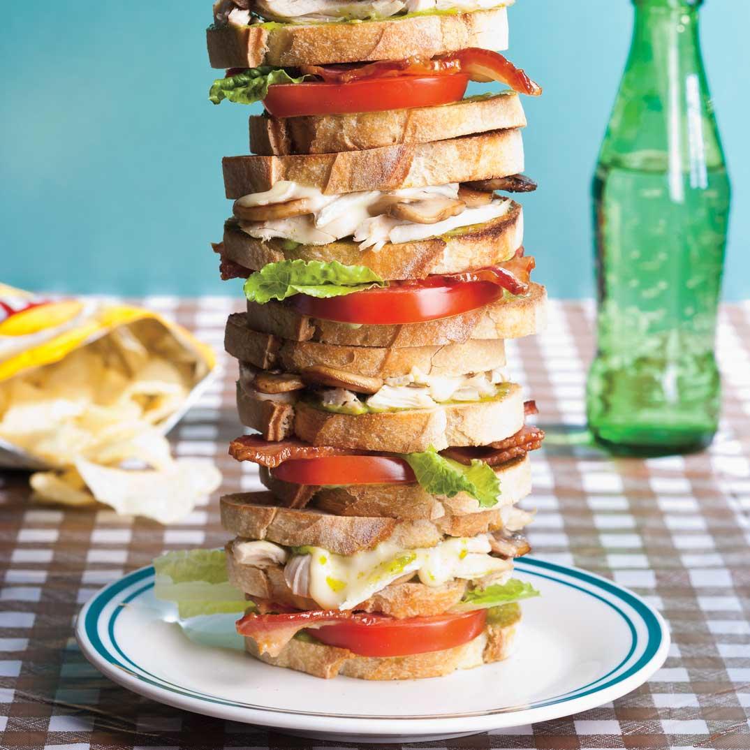 Everest Club sandwich