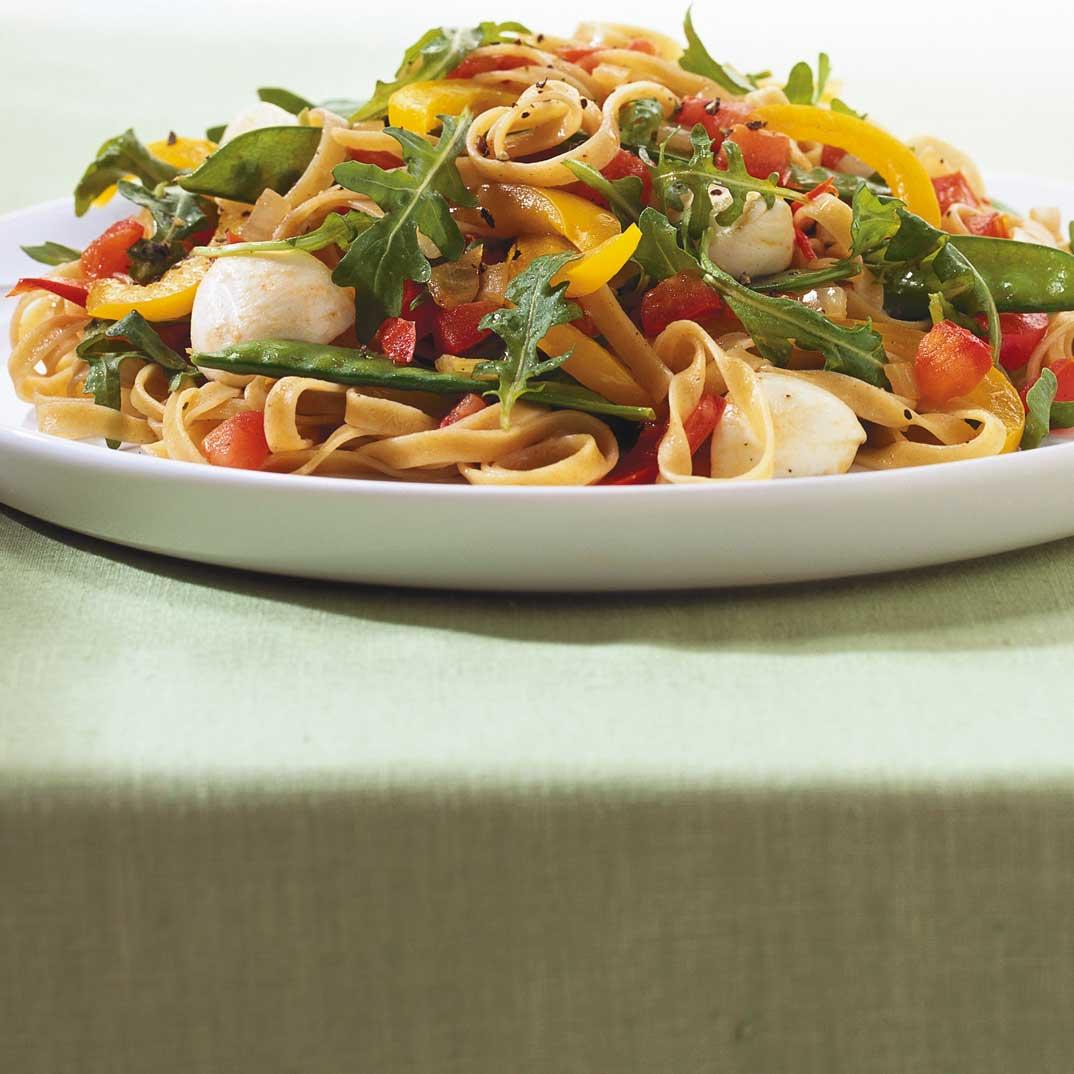 Fettuccine with Vegetables and Bocconcini