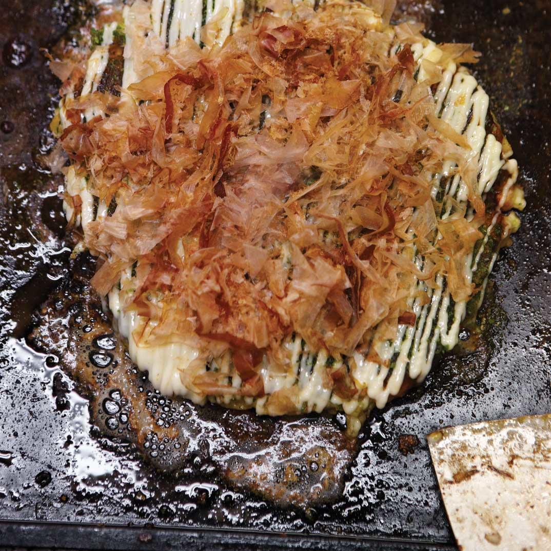 <i>Okonomiyaki</i> (Cabbage, Bacon and Seafood Omelet)