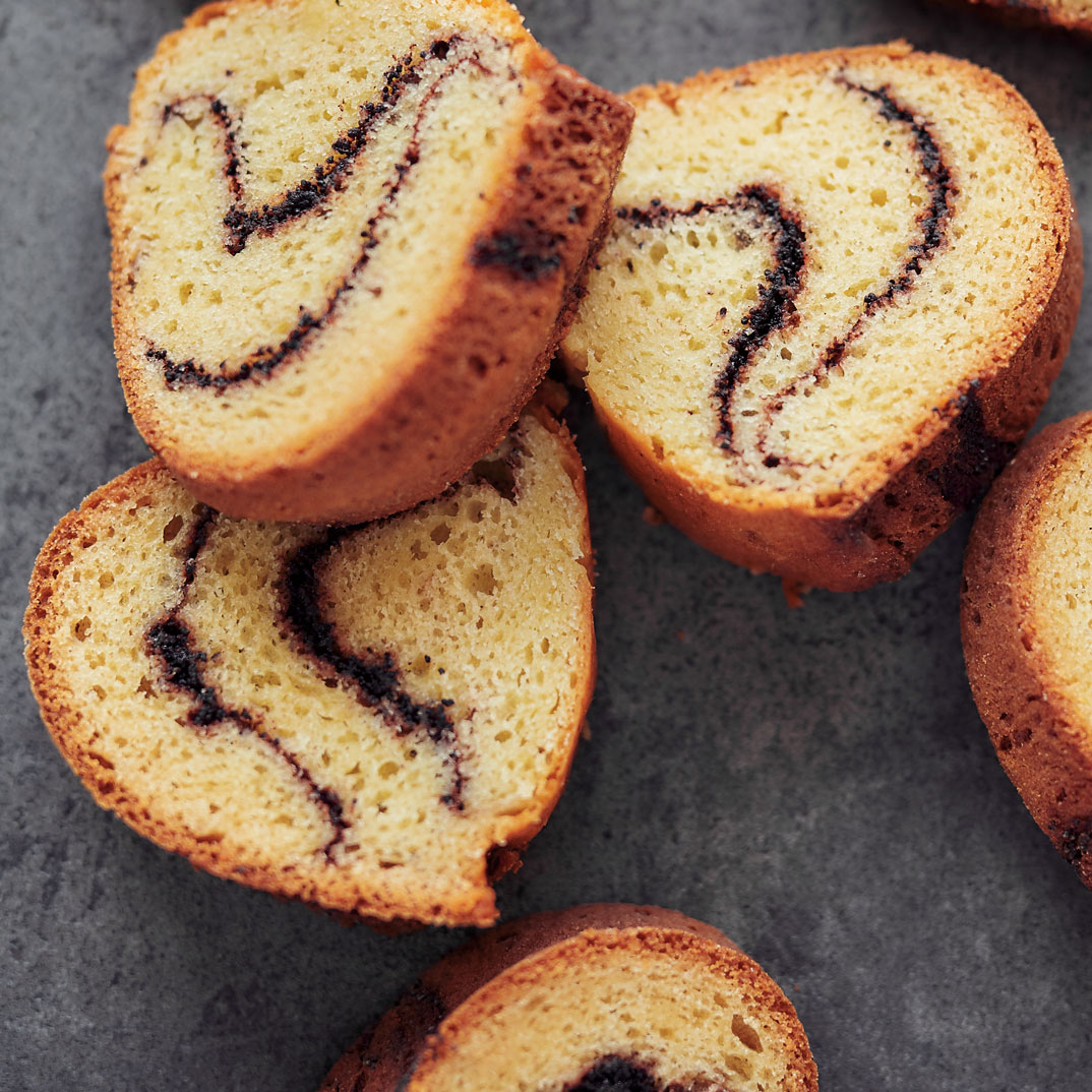 Marbled Bundt Cake with Poppy Seeds and Cinnamon