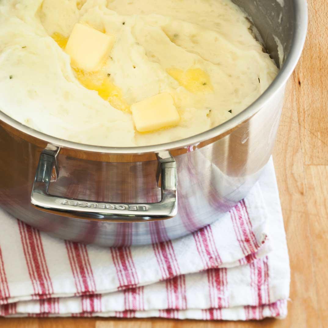 Mashed Potatoes with Garlic and Rosemary 