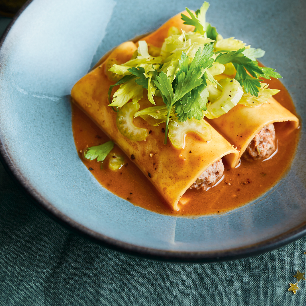 Meat-Stuffed Cannelloni with Holiday Spices