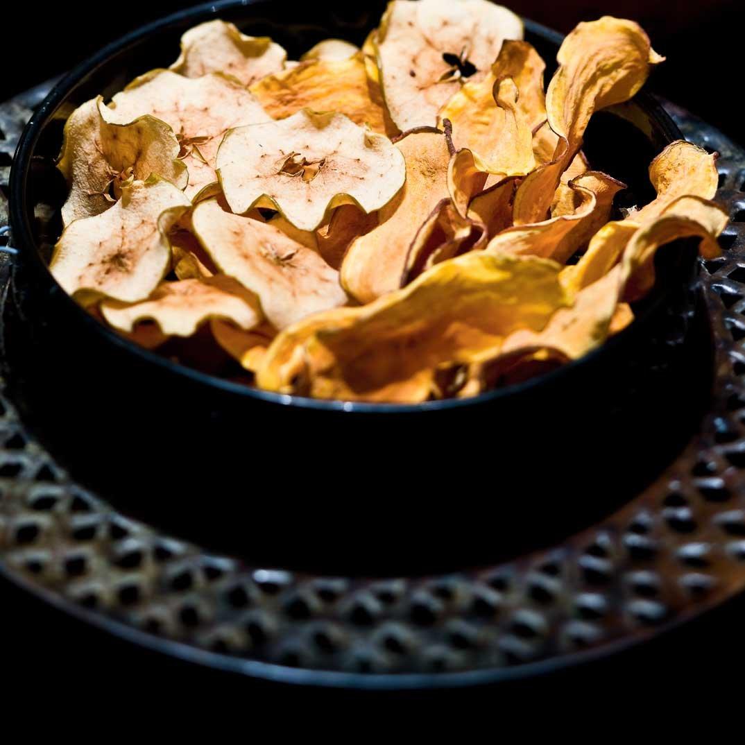Old, Wrinkled Apples (Oven-Dried Apples Chips)