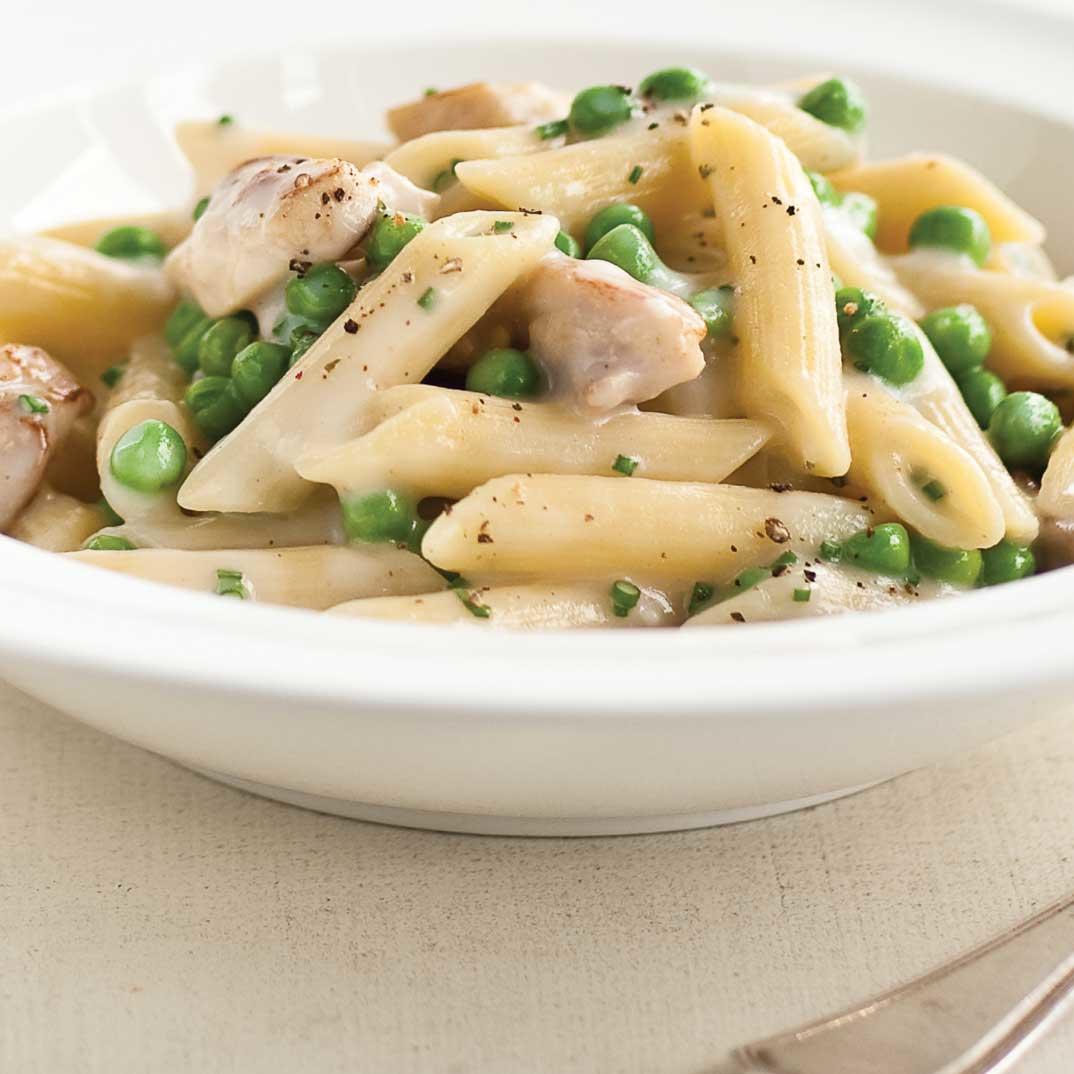 Penne with Chicken and Gruyère Cheese Sauce