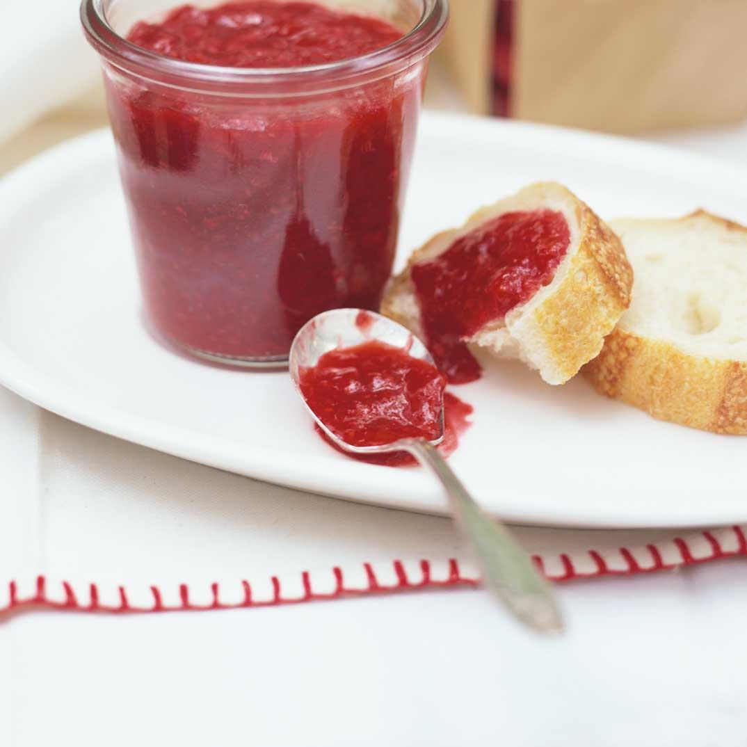 Pink Peppercorn and Orange-Scented Red Berry Jam 