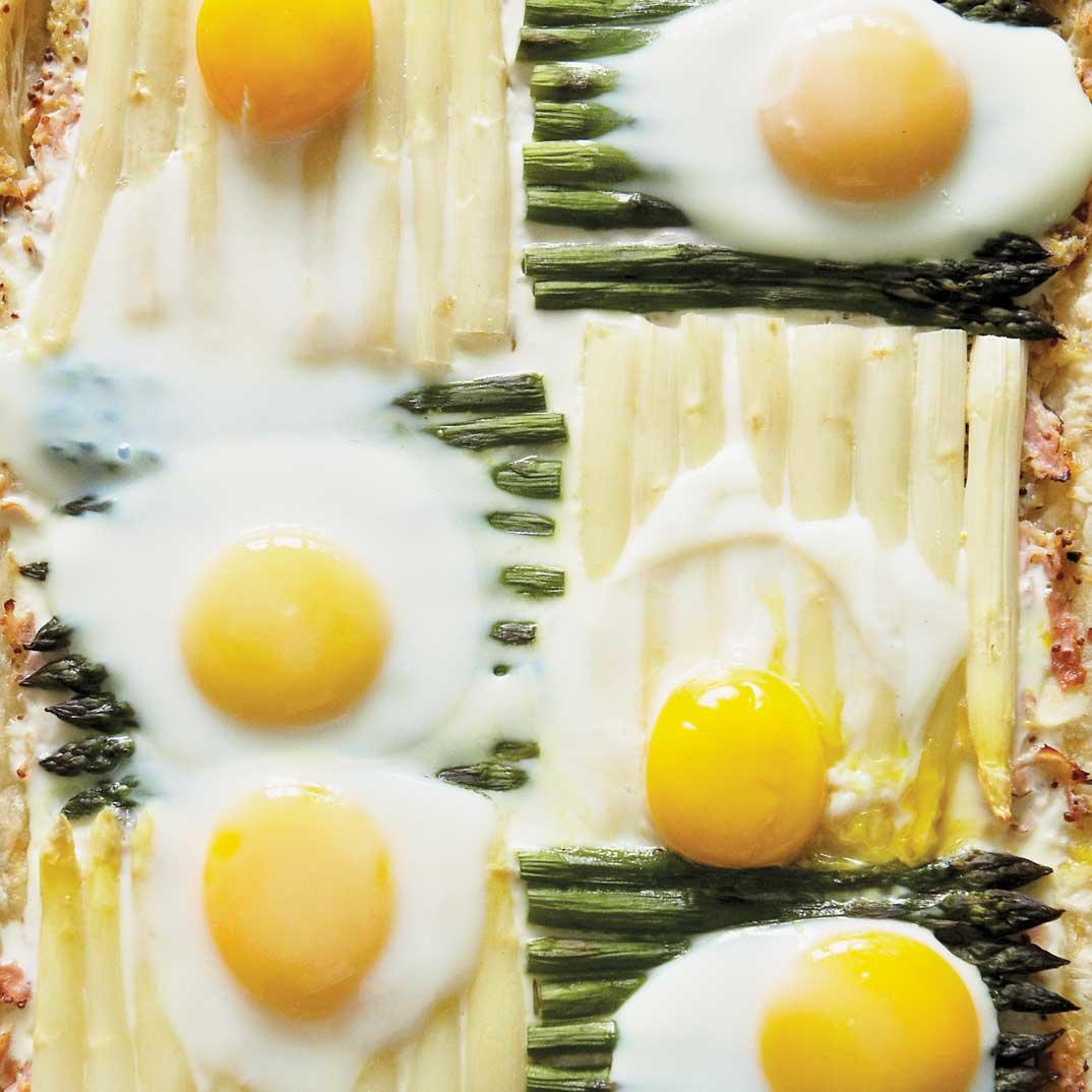 Quilt Pie with Asparagus, Eggs and Ham