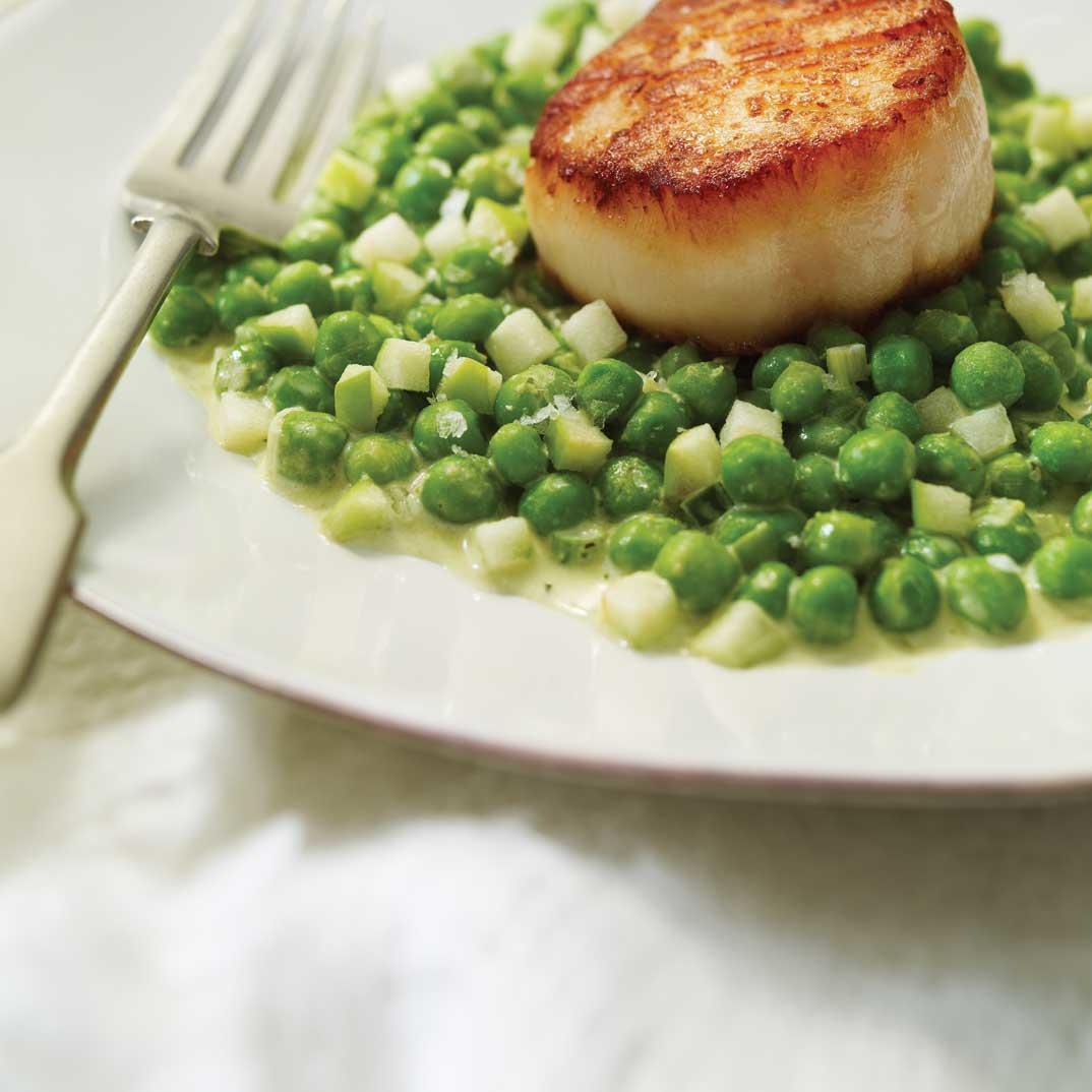 Scallops with Creamy Peas 
