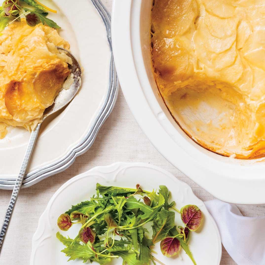 Slow Cooker Scalloped Potatoes