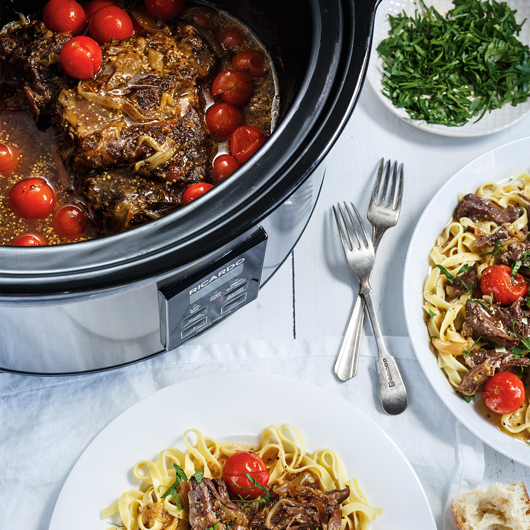 Slow Cooker Stewed Beef and Tomatoes