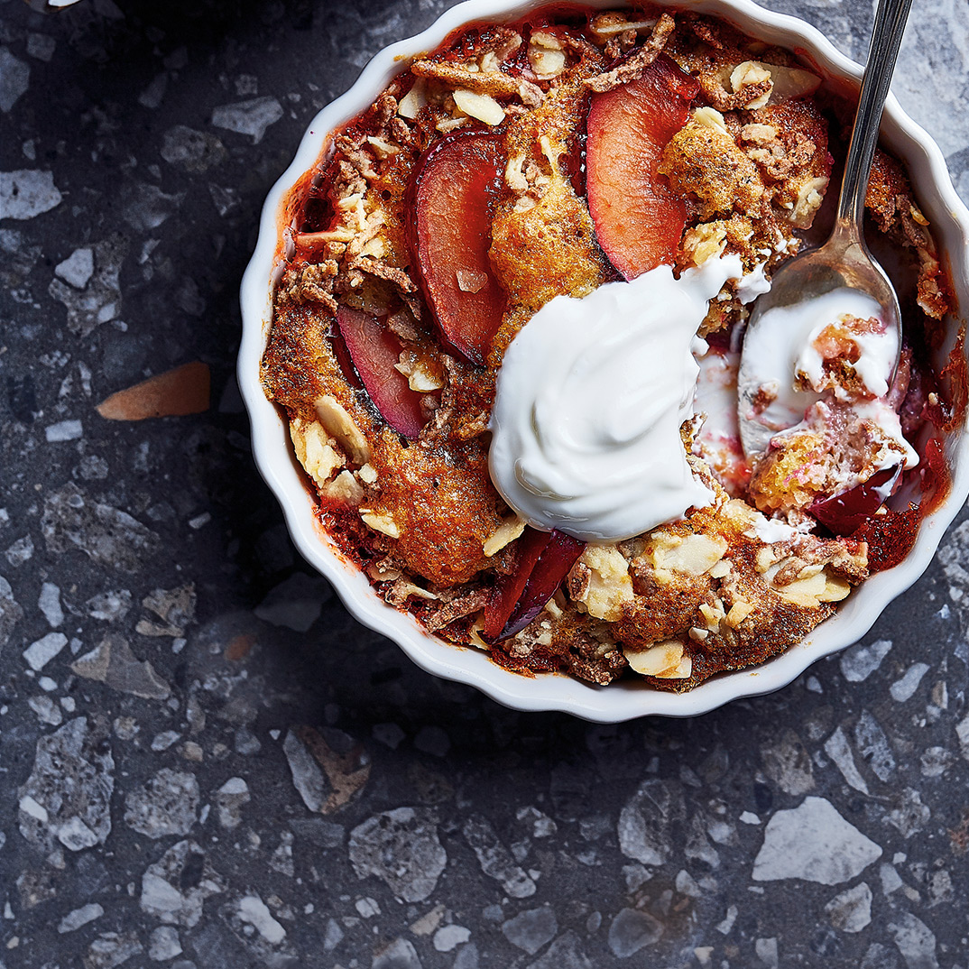 Small Plum Cakes with Breakfast Cereal Crumble
