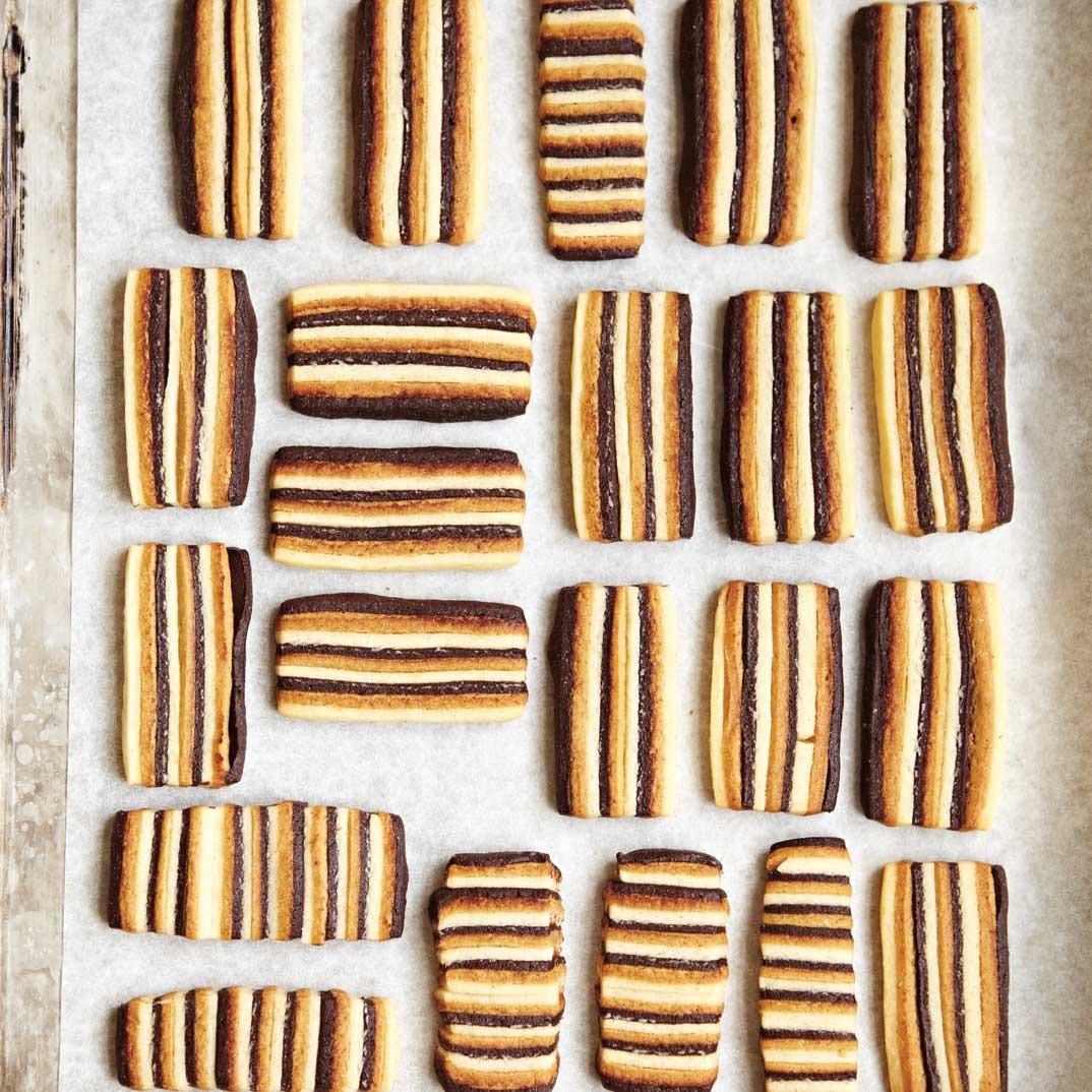 Three-Flavour Layered Cookies
