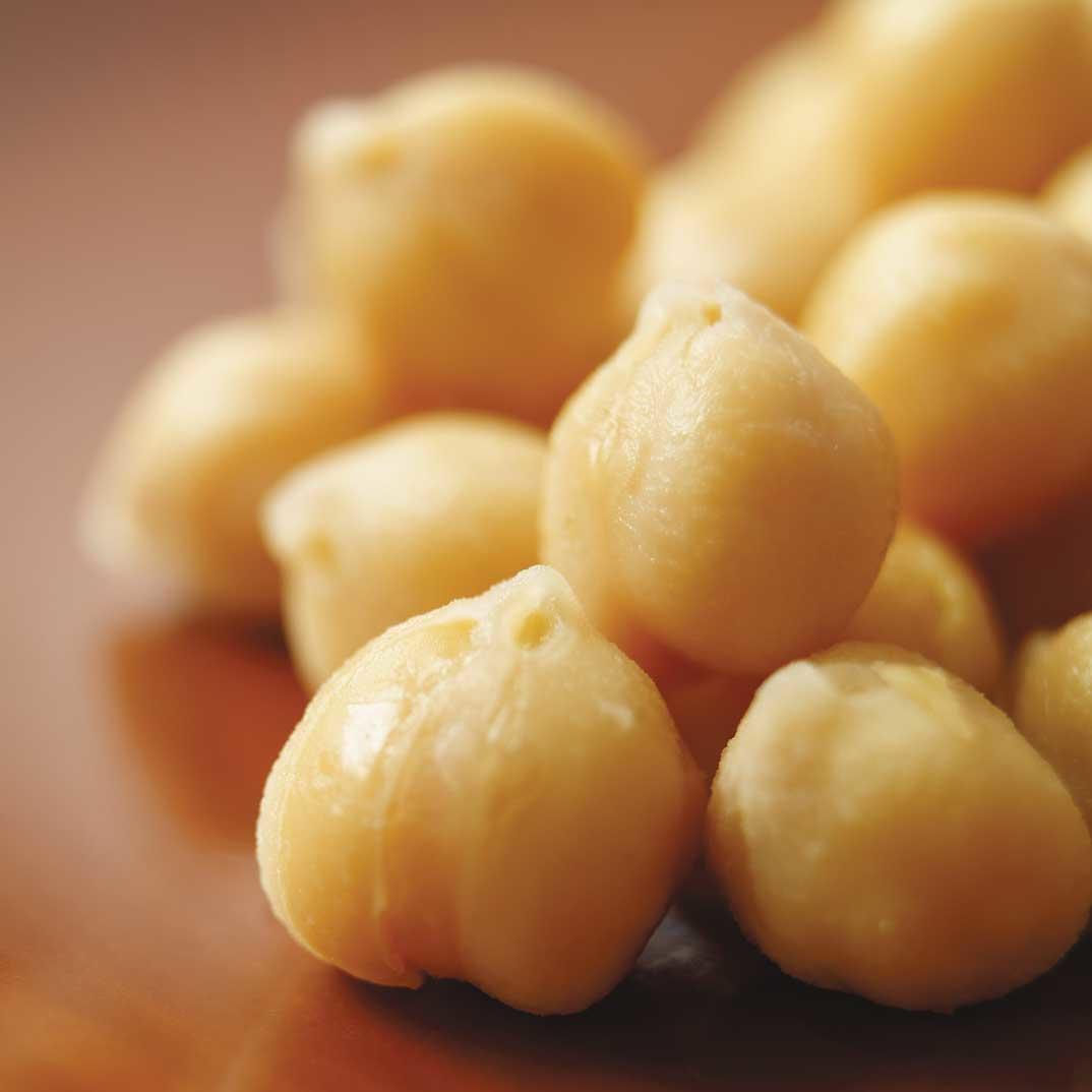 Warm Bulgur, Chickpeas and Broccoli Salad